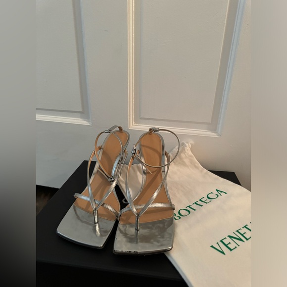 Bottega Veneta Stretch Strap Sandals in Silver - Picture 3 of 11